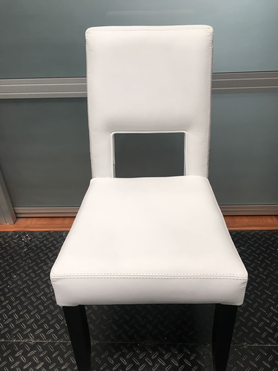 Panel de puerta con cuero